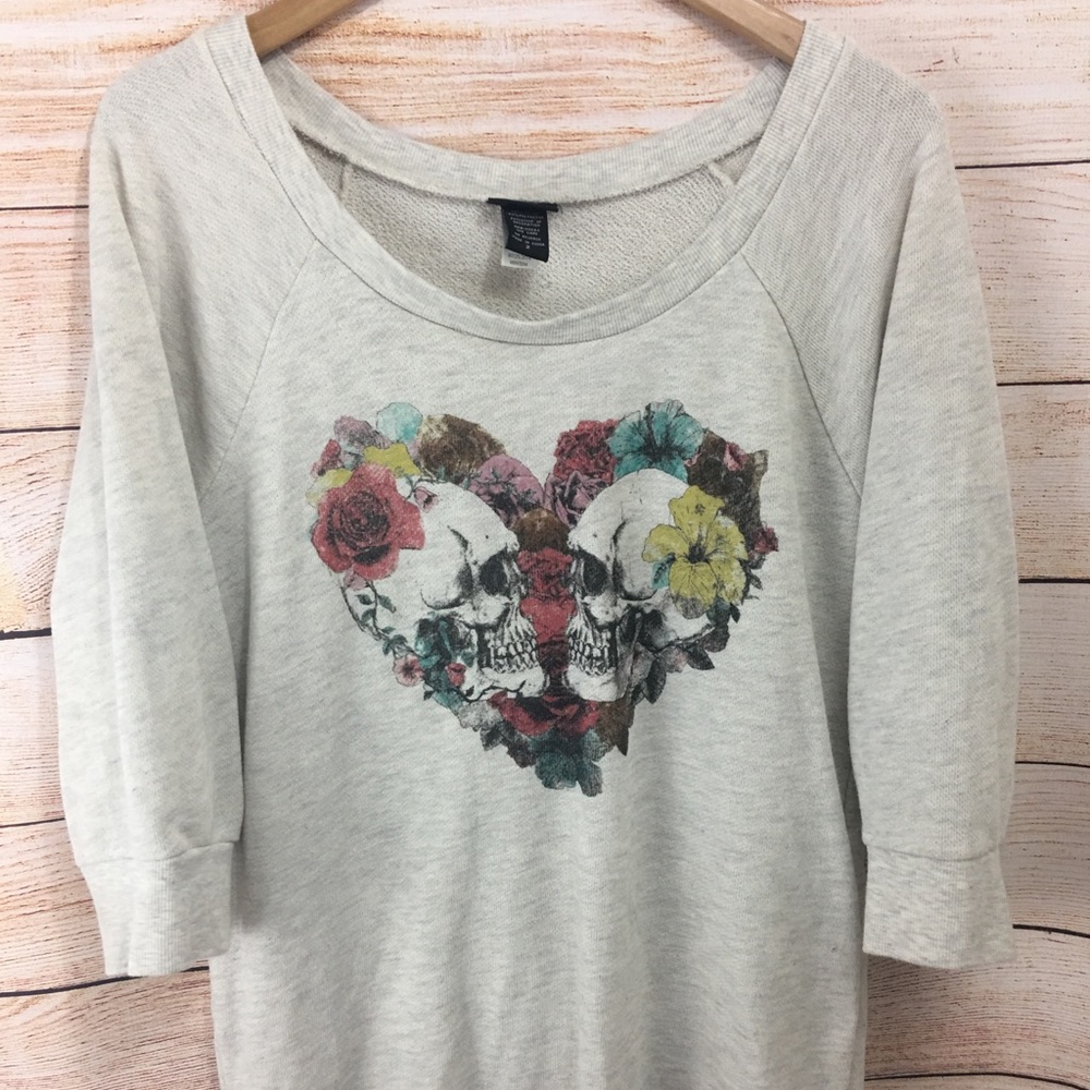 Torrid 2 Floral Skull Sweatshirt Sweater Top Gray